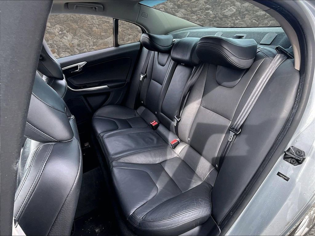 Used 2011 Volvo S60 T6 image 23