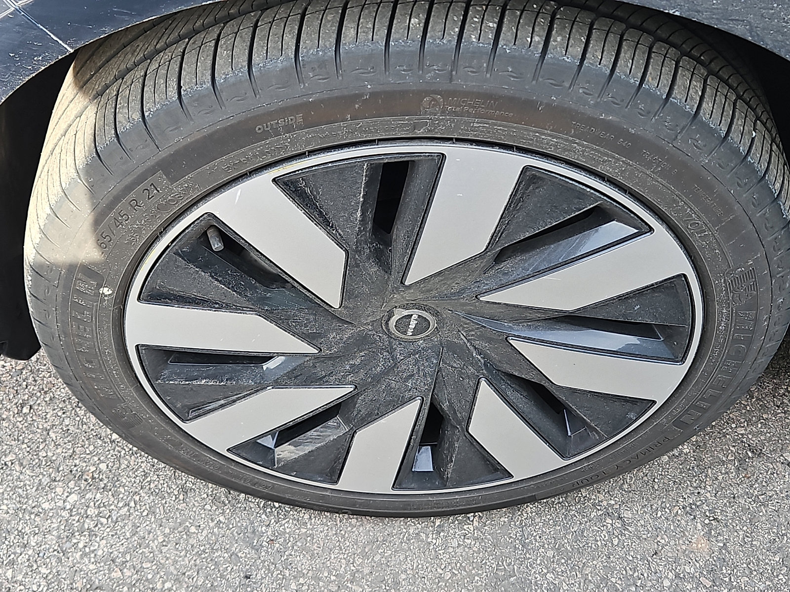 Certified 2025 Volvo EX90 Ultra image 9