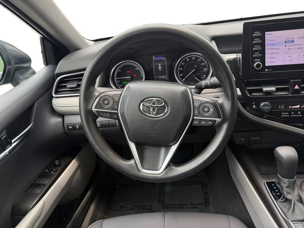 Used 2022 Toyota Camry LE FWD image 12