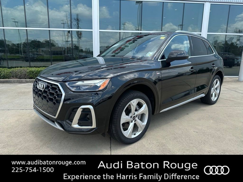 Used 2024 Audi Q5 2.0T Premium w/ Convenience Package