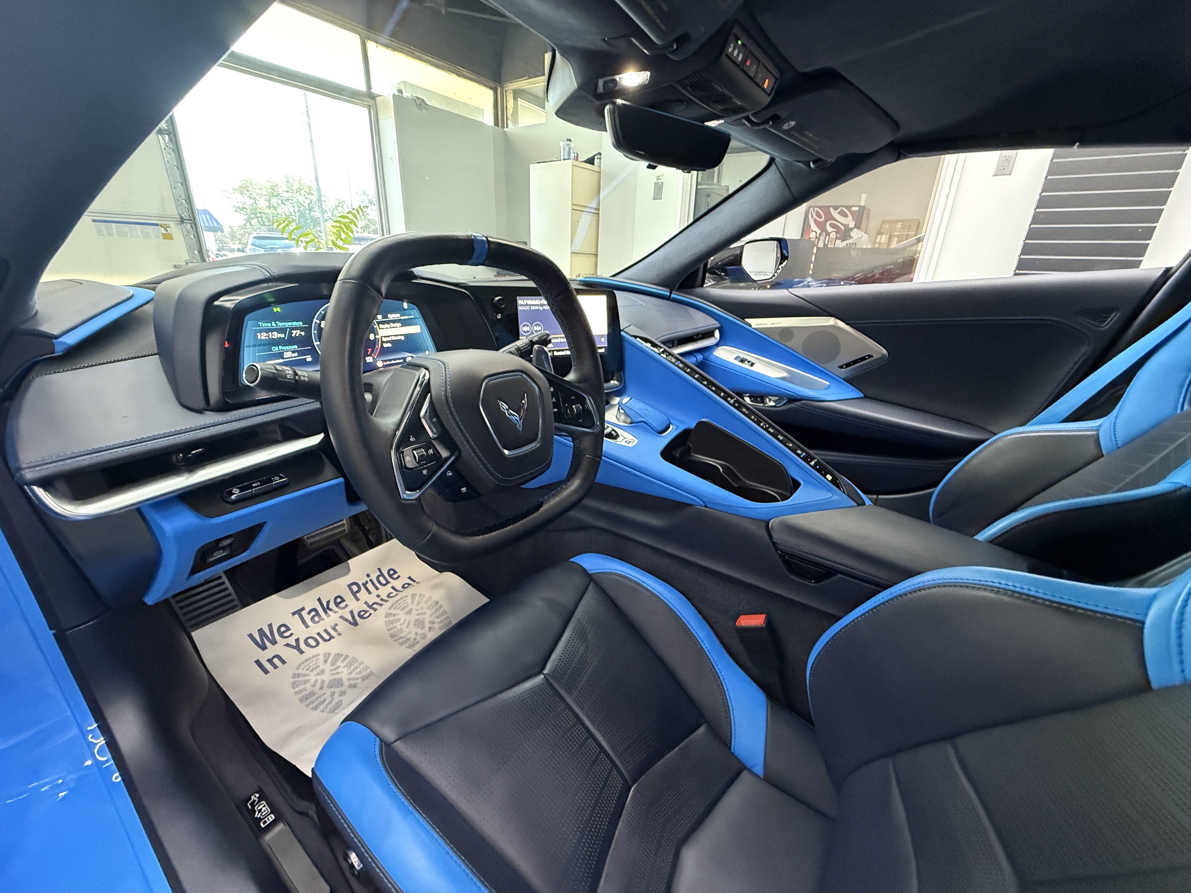 Used 2023 Chevrolet Corvette Stingray Premium Conv w/ 3LT RWD image 15