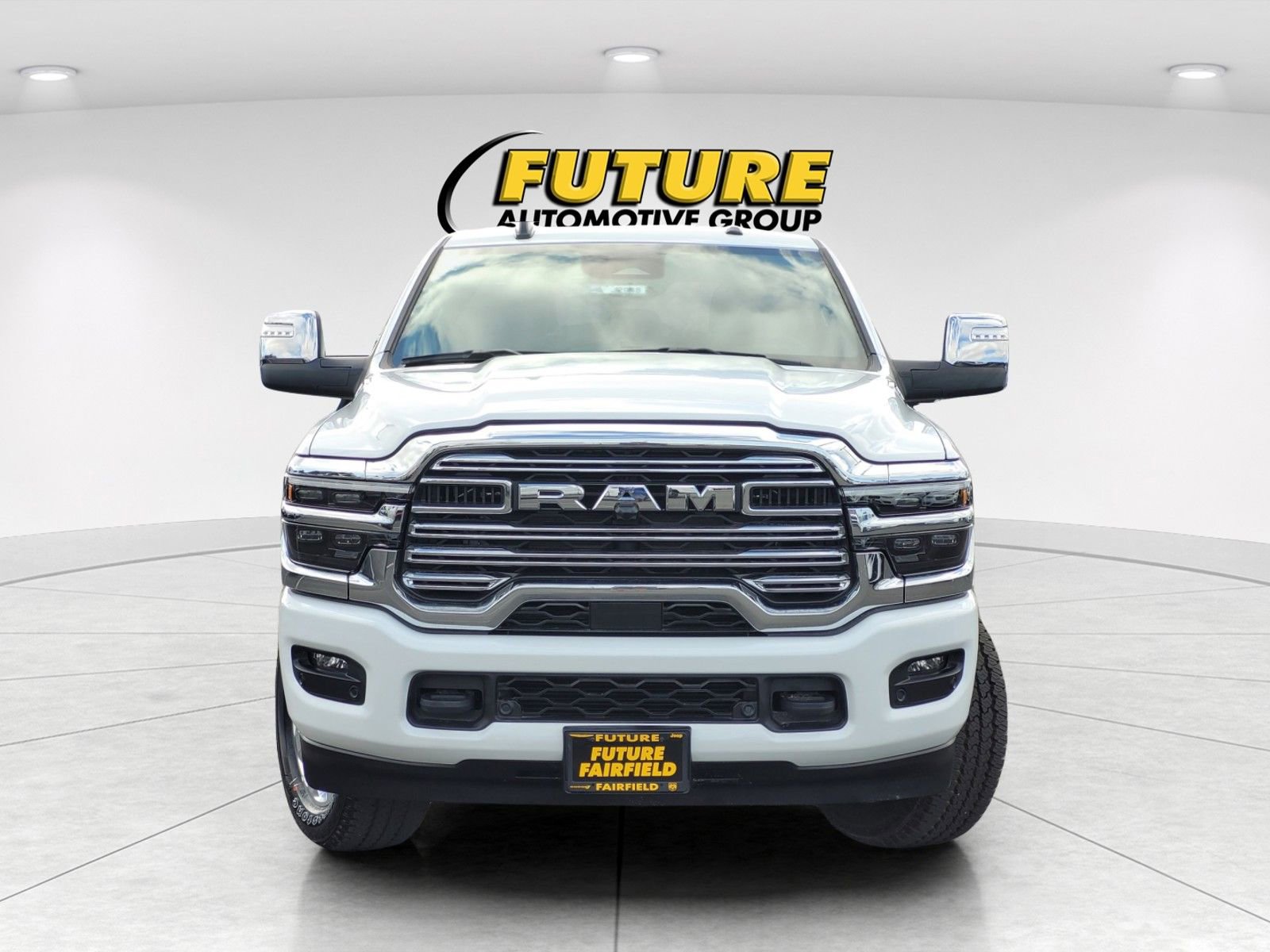 New 2026 RAM 2500 Laramie w/ Bed Utility Group image 2