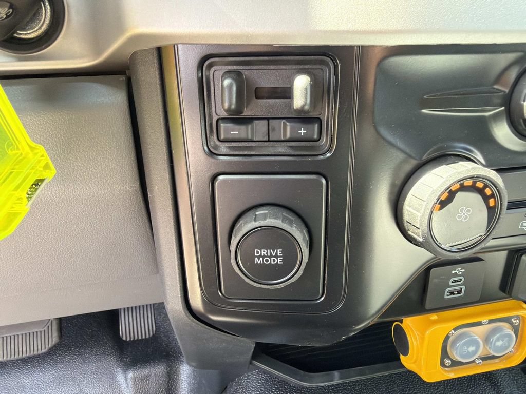New 2026 Ford F350 XL w/ XL Chrome Package RWD image 27