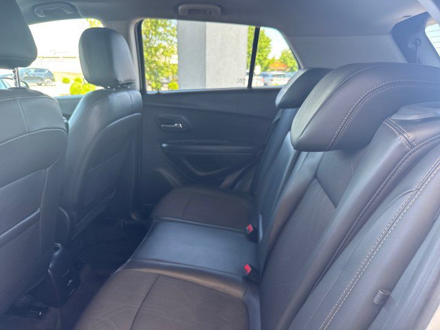 Used 2020 Chevrolet Trax LT w/ Driver Confidence Package FWD image 7