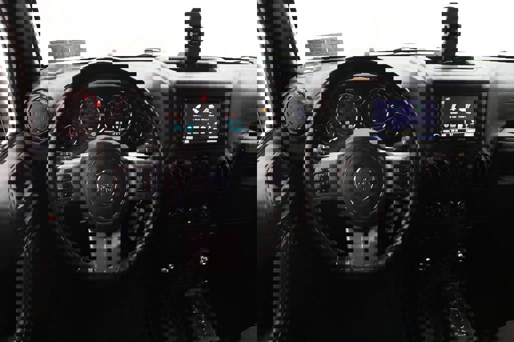 Used 2017 Jeep Wrangler Unlimited Sport image 12