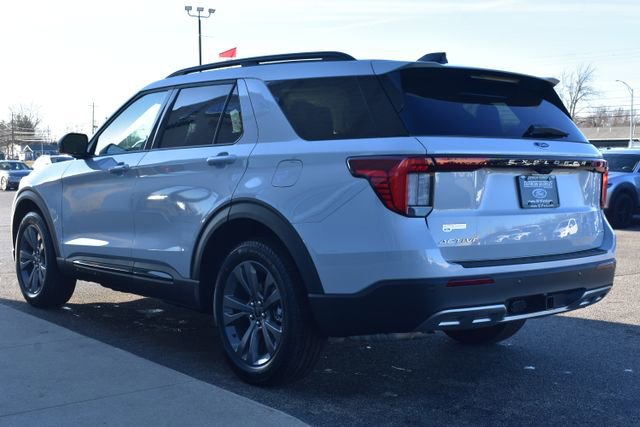 New 2026 Ford Explorer Active w/ Active Comfort Package image 10