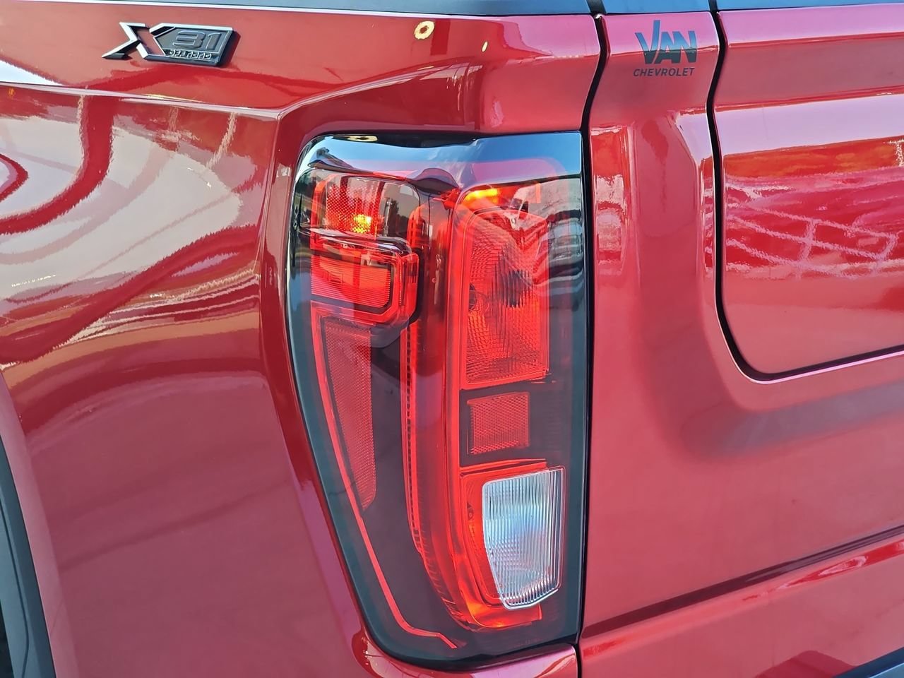 Certified 2024 GMC Sierra 1500 Elevation w/ X31 Off-Road Package AWD/4WD image 37