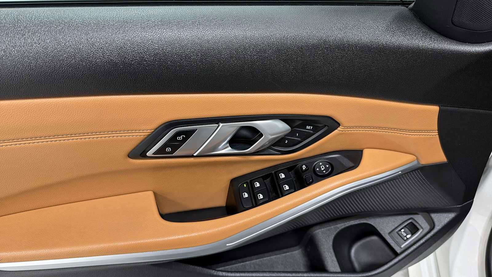 Used 2020 BMW 330i xDrive Sedan w/ Convenience Package image 15