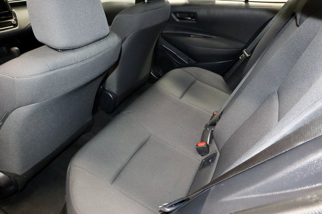 Used 2025 Toyota Corolla LE image 19