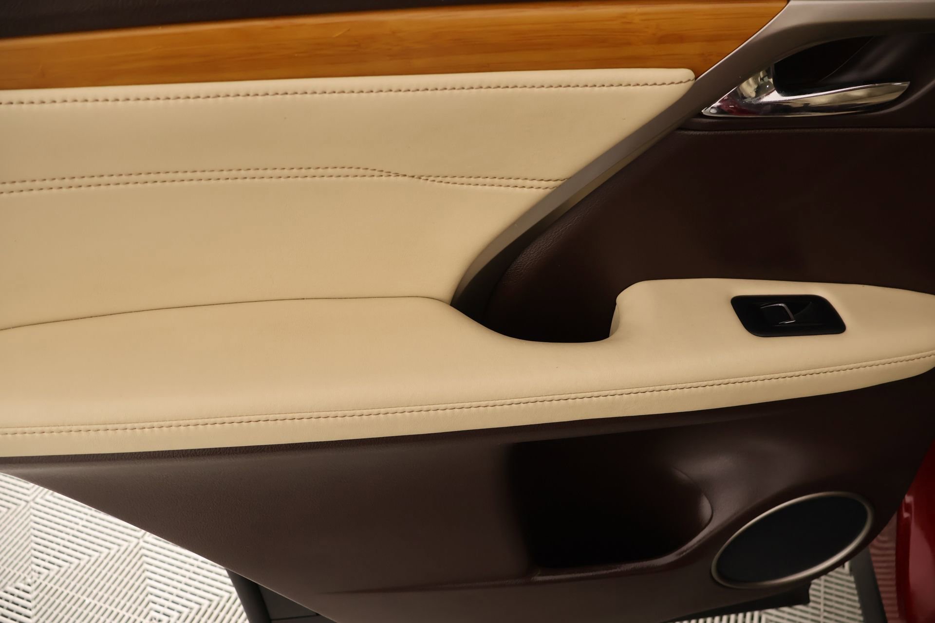 Used 2016 Lexus RX 350 FWD w/ Premium Package image 17