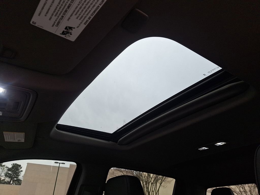 Used 2025 GMC Sierra 1500 Denali w/ Denali Reserve Package image 14