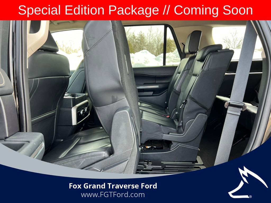 Certified 2023 Ford Expedition XLT image 5