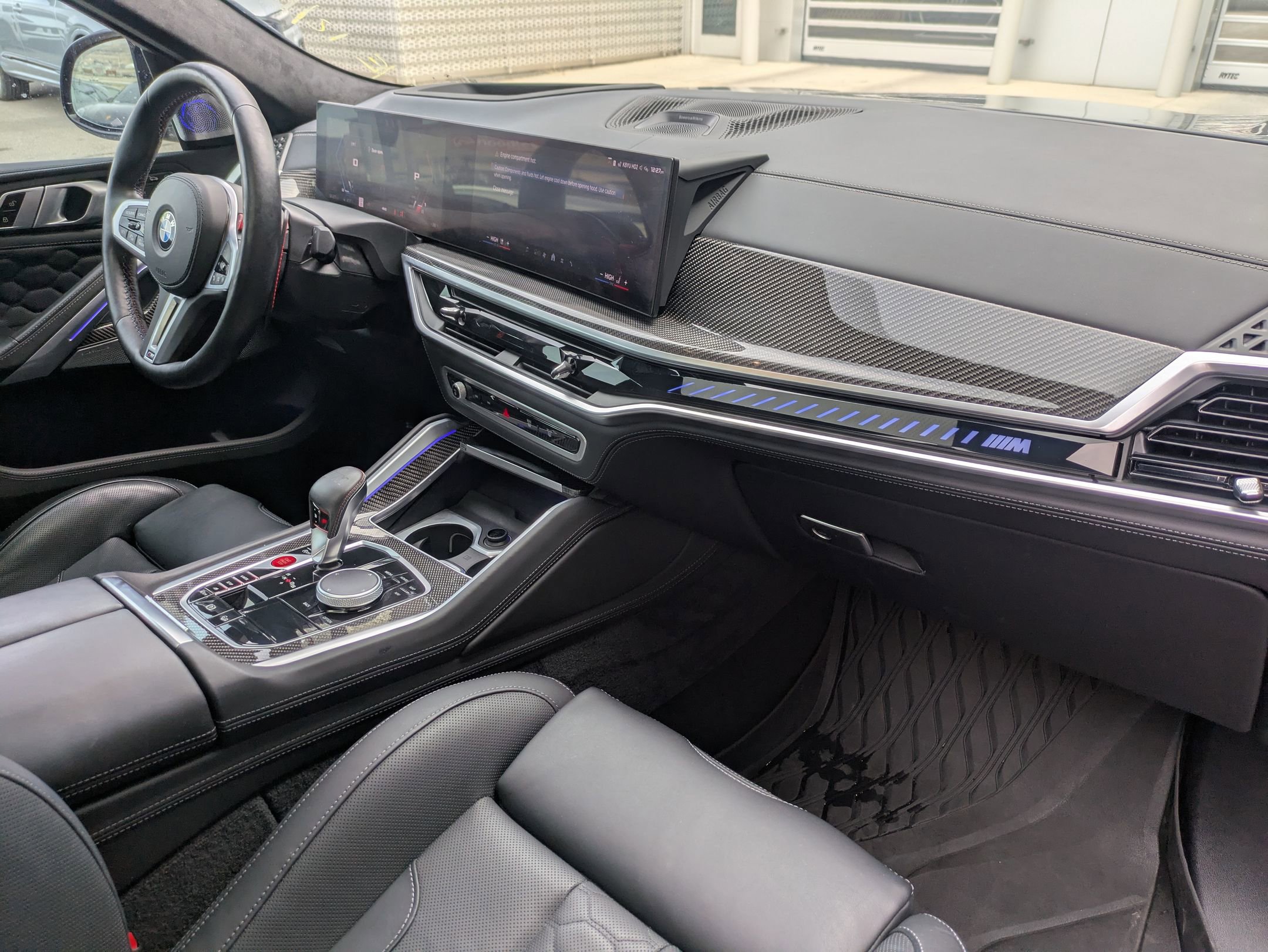 Used 2024 BMW X6 M Competition w/ Executive Package image 29