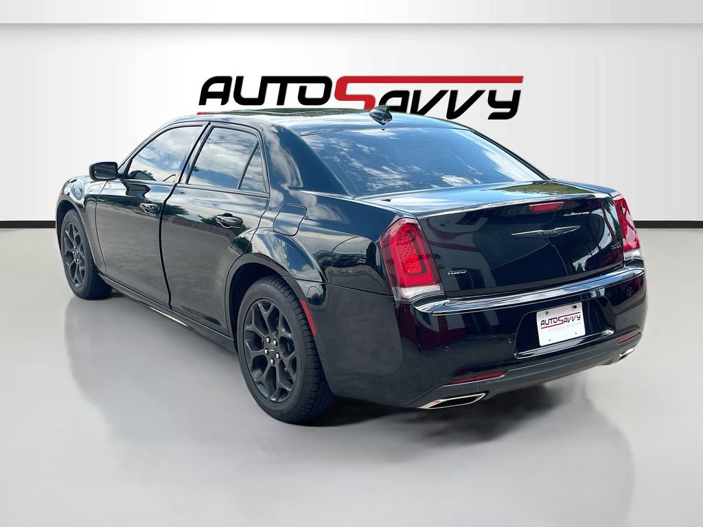 Used 2023 Chrysler 300 Touring L w/ Popular Equipment Group AWD/4WD image 5