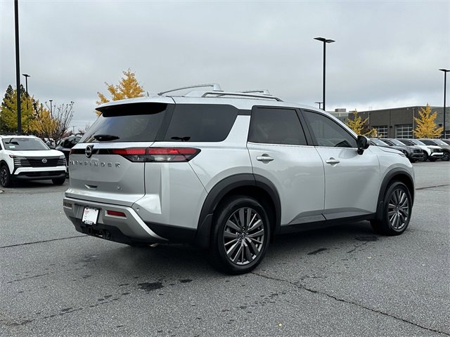 Certified 2025 Nissan Pathfinder SL w/ SL Premium Package image 8