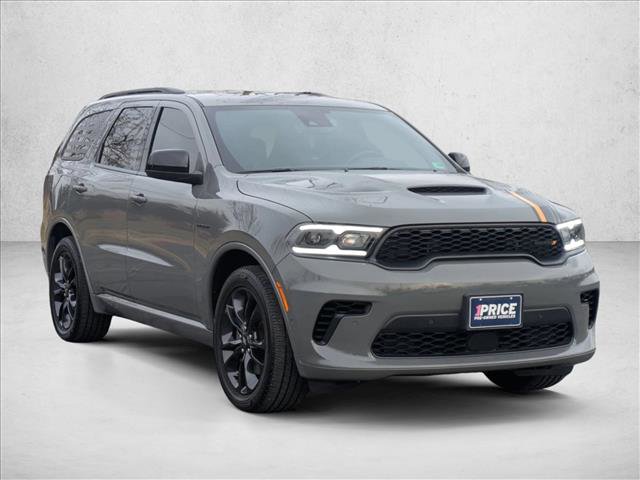 Used 2023 Dodge Durango R/T w/ Hemi Orange Plus Package image 3