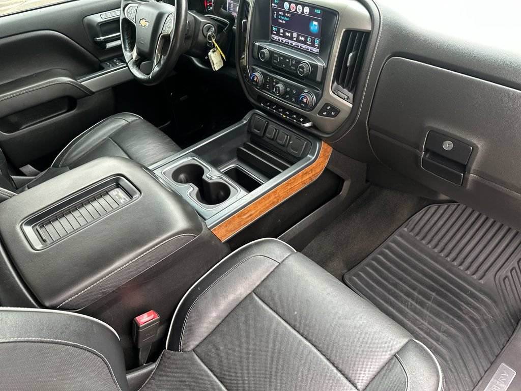 Used 2018 Chevrolet Silverado 1500 High Country AWD/4WD image 14