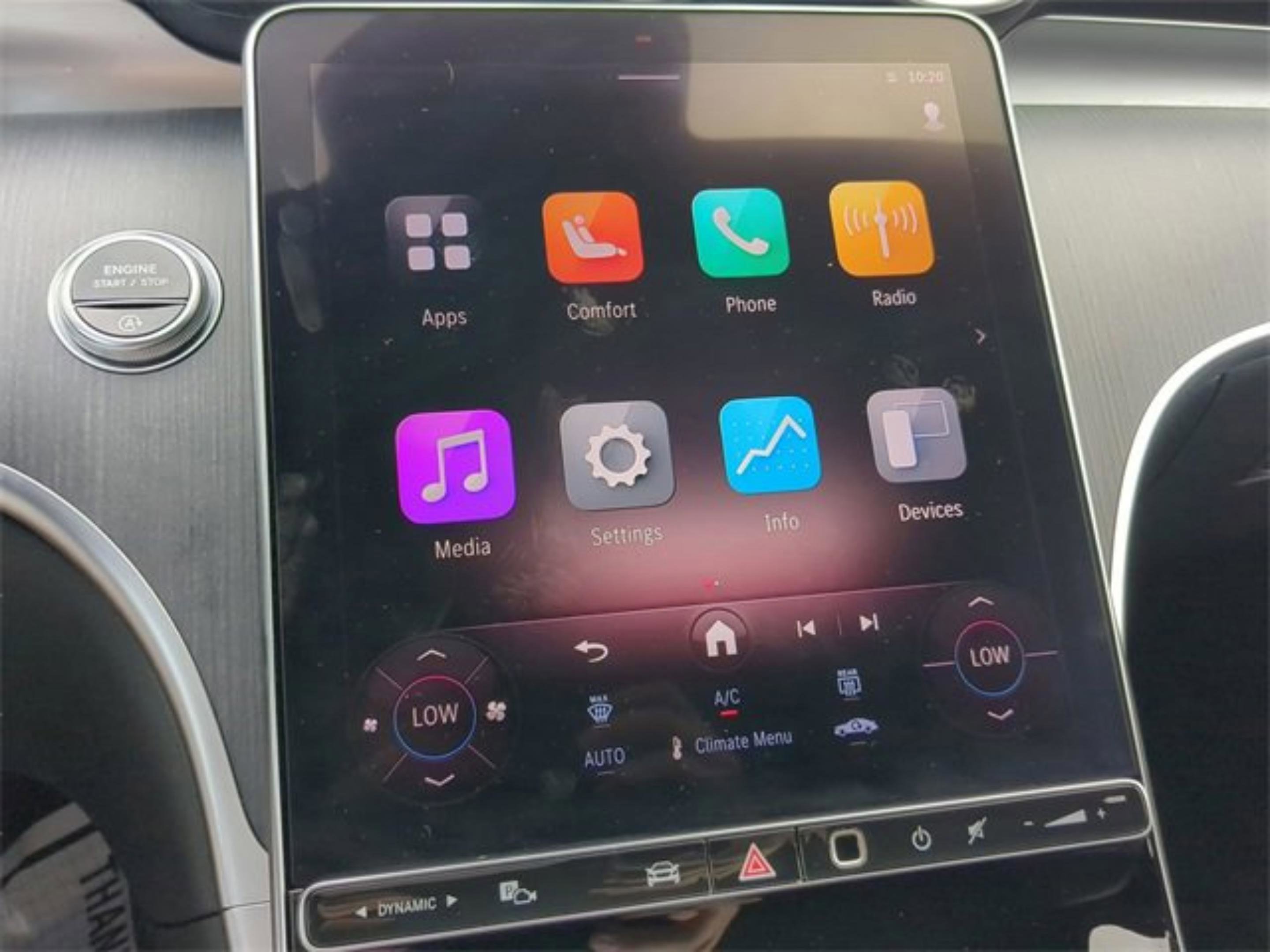 Used 2025 Mercedes-Benz C 300 Sedan image 44