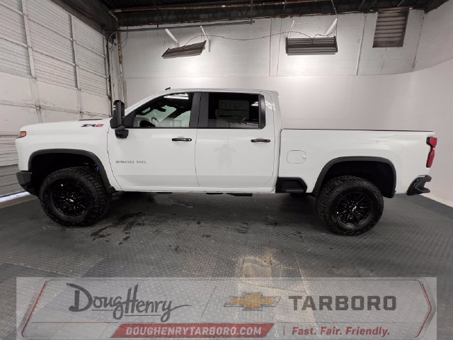 New 2026 Chevrolet Silverado 2500 ZR2 AWD/4WD image 6