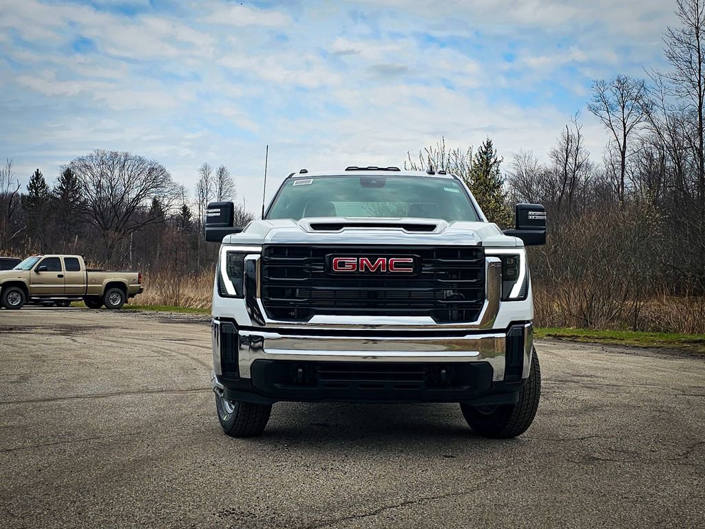 New 2026 GMC Sierra 3500 Pro AWD/4WD image 10