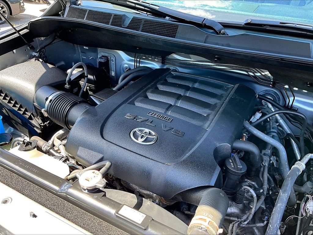 Certified 2020 Toyota Tundra Limited w/ Limited Premium Package AWD/4WD image 33