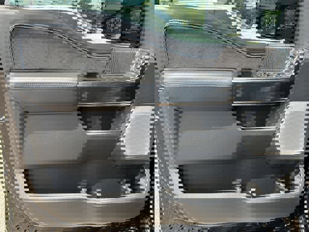New 2025 Ford F250 Platinum image 16