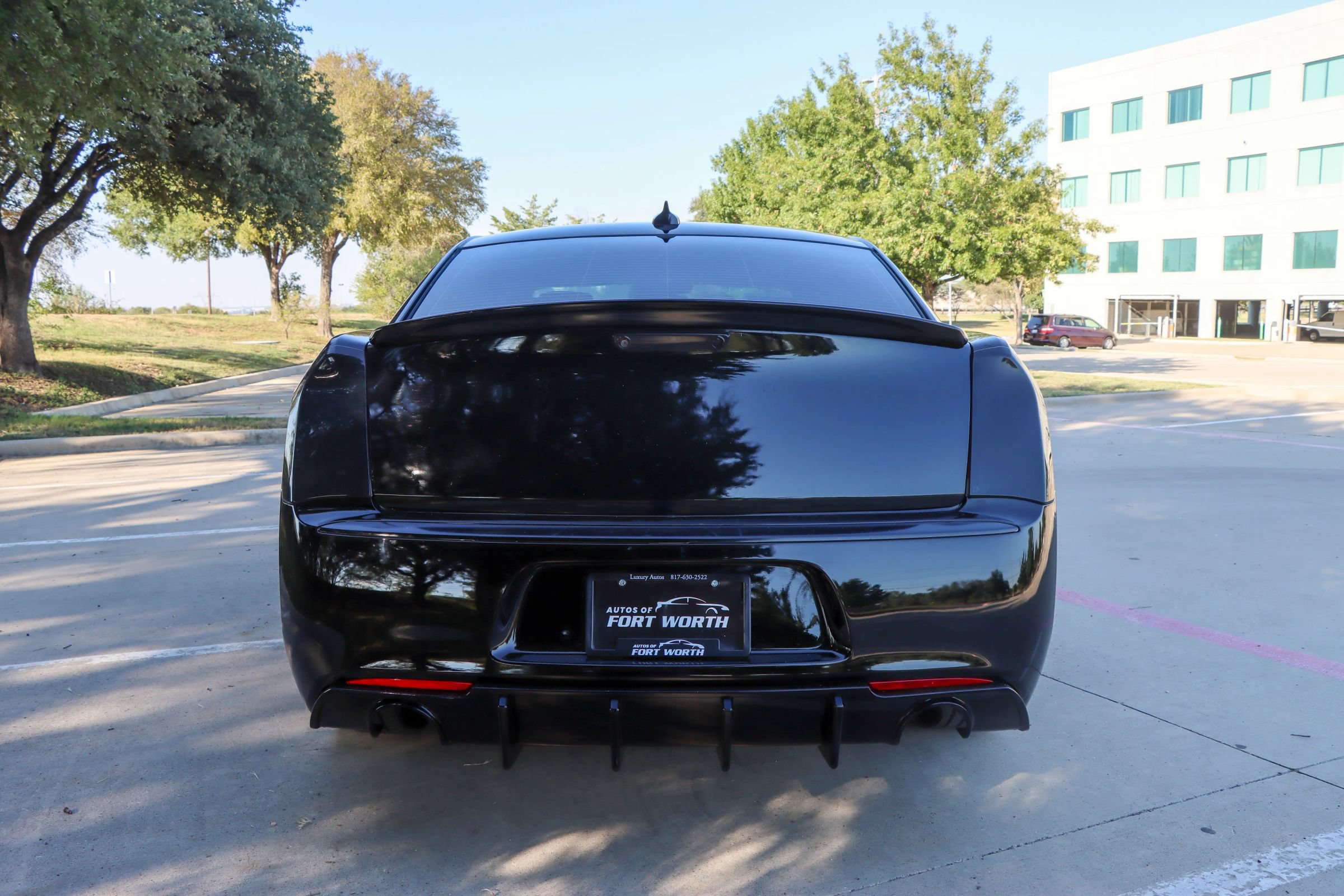 Used 2019 Chrysler 300 C RWD image 6