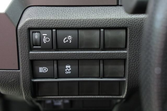 Used 2025 Toyota Tacoma SR5 image 26