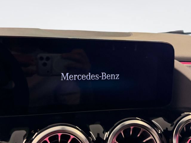 Certified 2023 Mercedes-Benz GLA 250 4MATIC image 27
