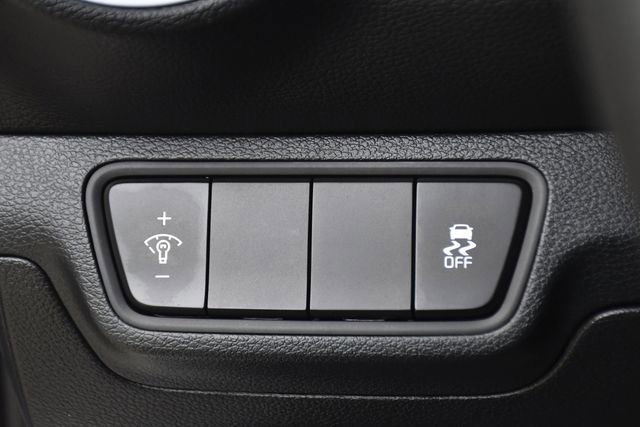 Used 2024 Kia Forte LXS FWD image 17