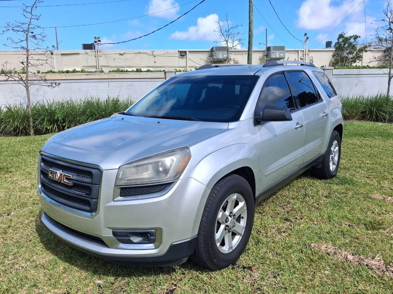 Used 2013 GMC Acadia SLE image 2