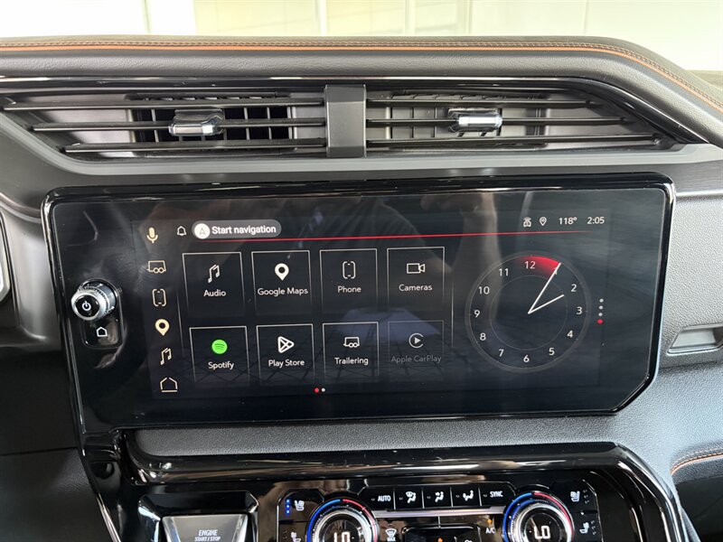 Used 2025 GMC Sierra 2500 AT4 AWD/4WD image 16