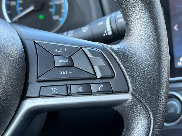 Used 2025 Nissan Leaf S FWD image 17