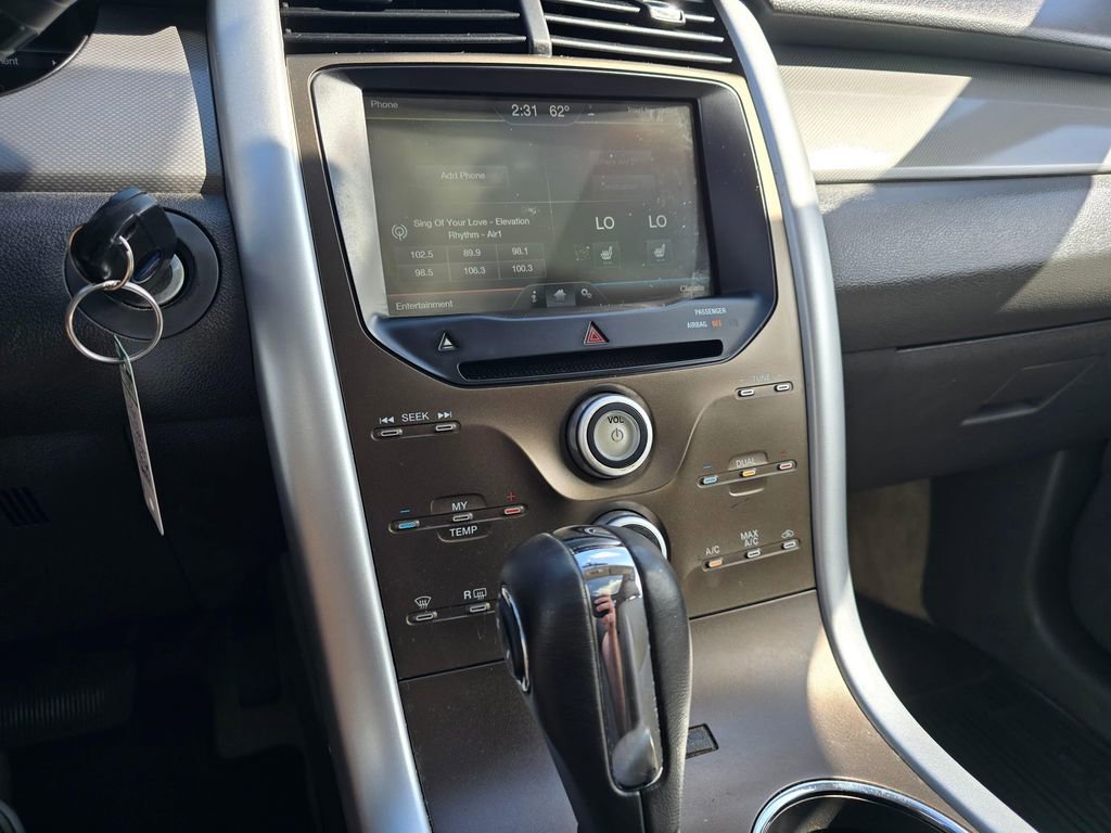 Used 2012 Ford Edge SEL image 21