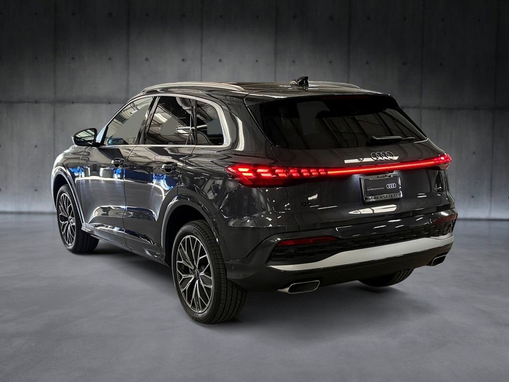 Used 2025 Audi Q5 Premium Plus w/ Premium Plus image 3
