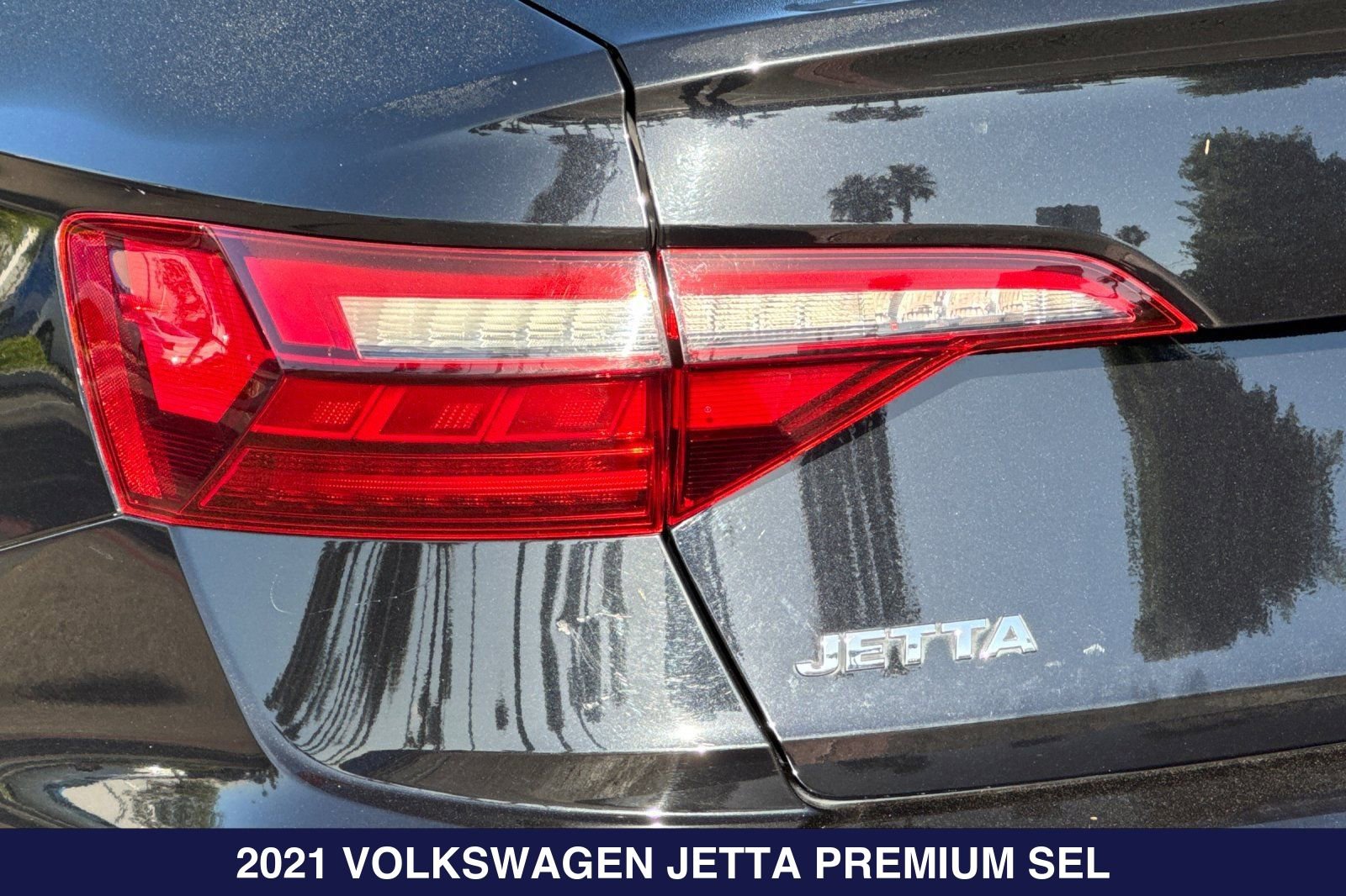 Used 2021 Volkswagen Jetta SEL Premium FWD image 28