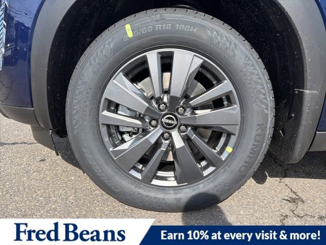 New 2026 Nissan Pathfinder SV image 8