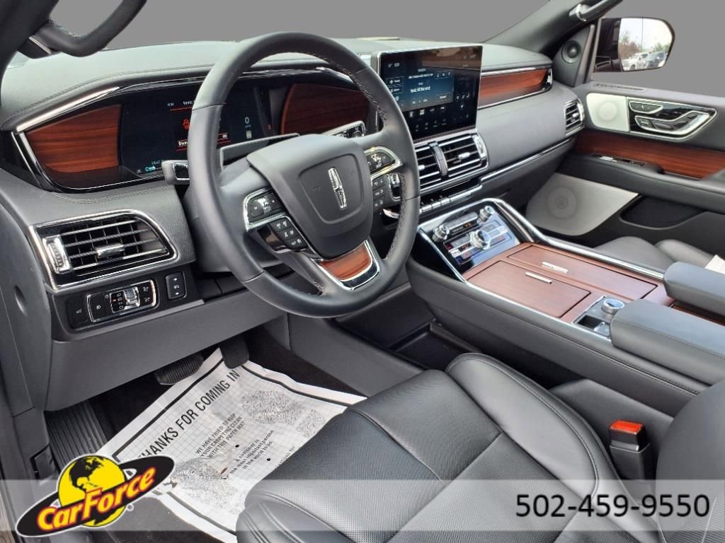 Used 2024 Lincoln Navigator L Reserve AWD/4WD image 34