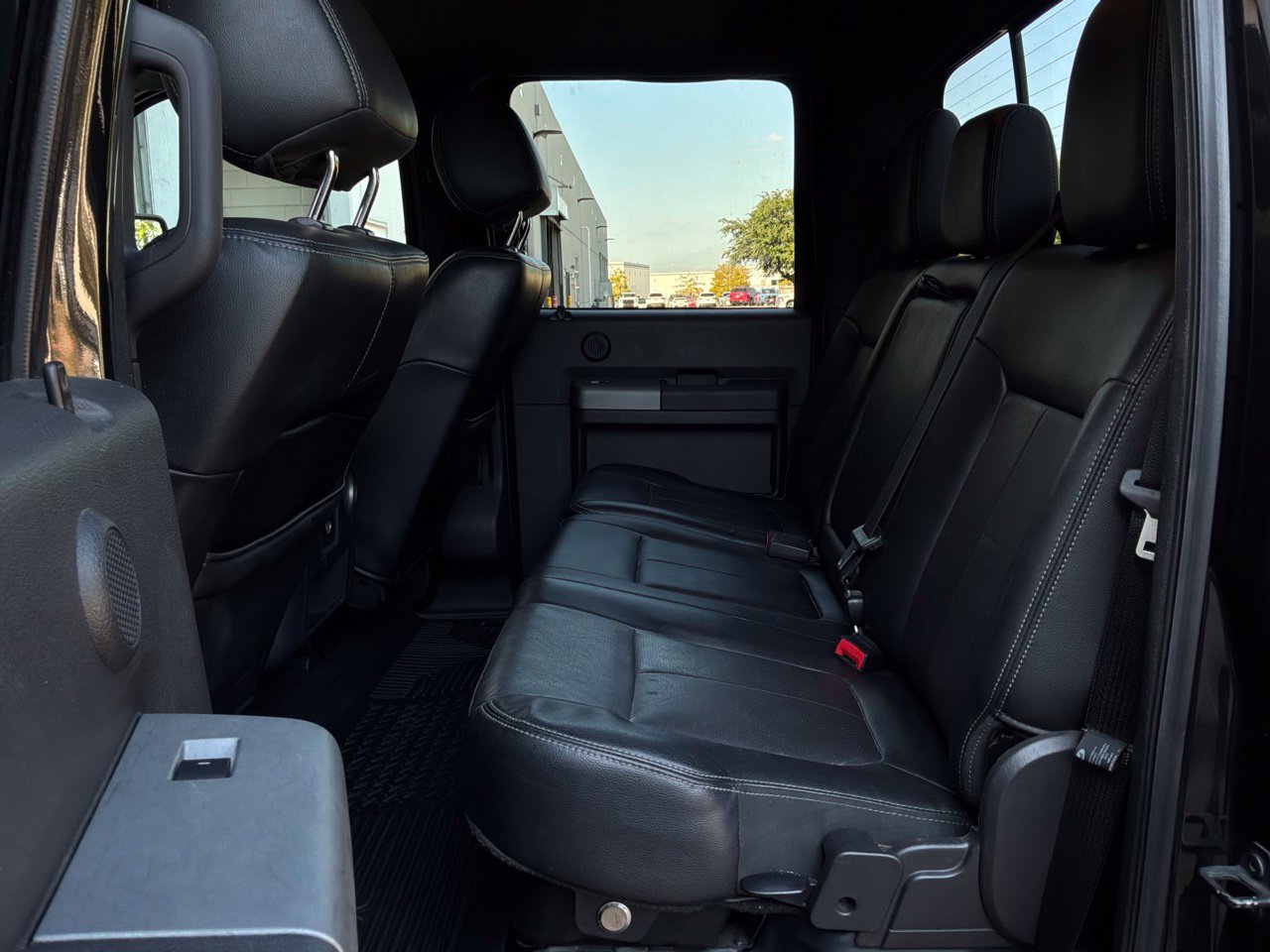 Used 2015 Ford F250 Lariat w/ Lariat Ultimate Package AWD/4WD image 17