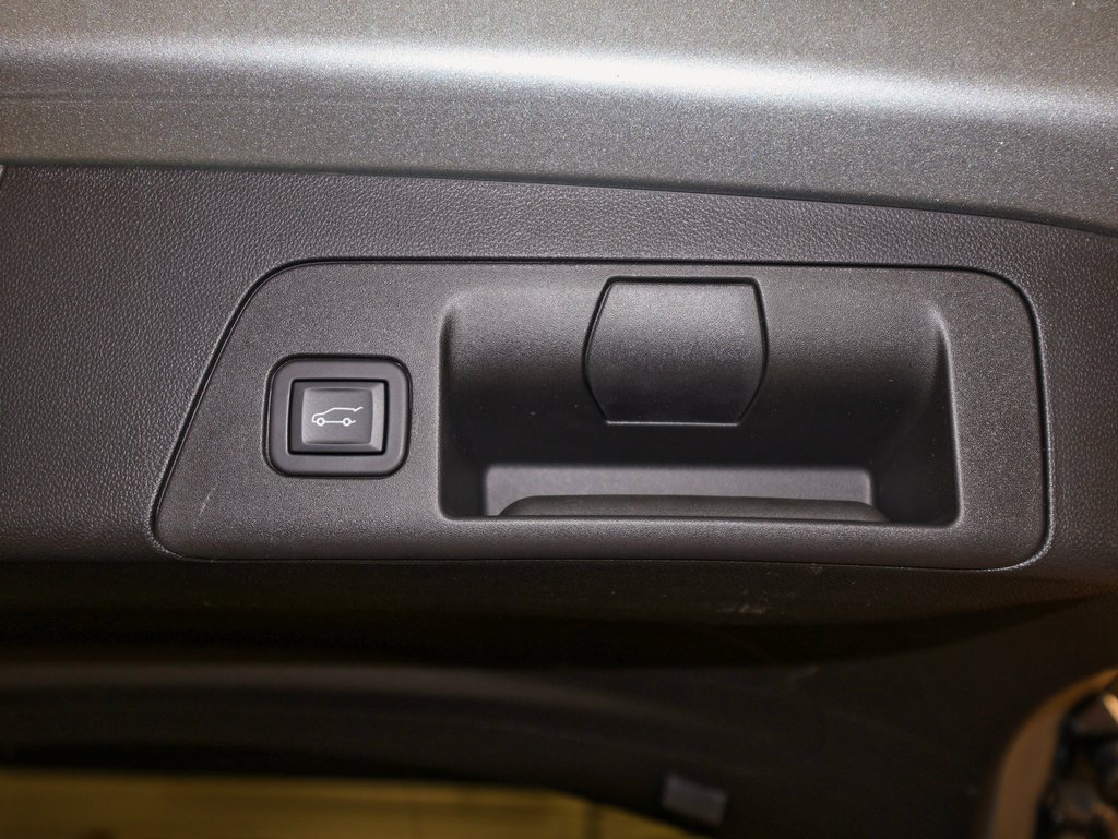 Certified 2023 Buick Envision Avenir image 6