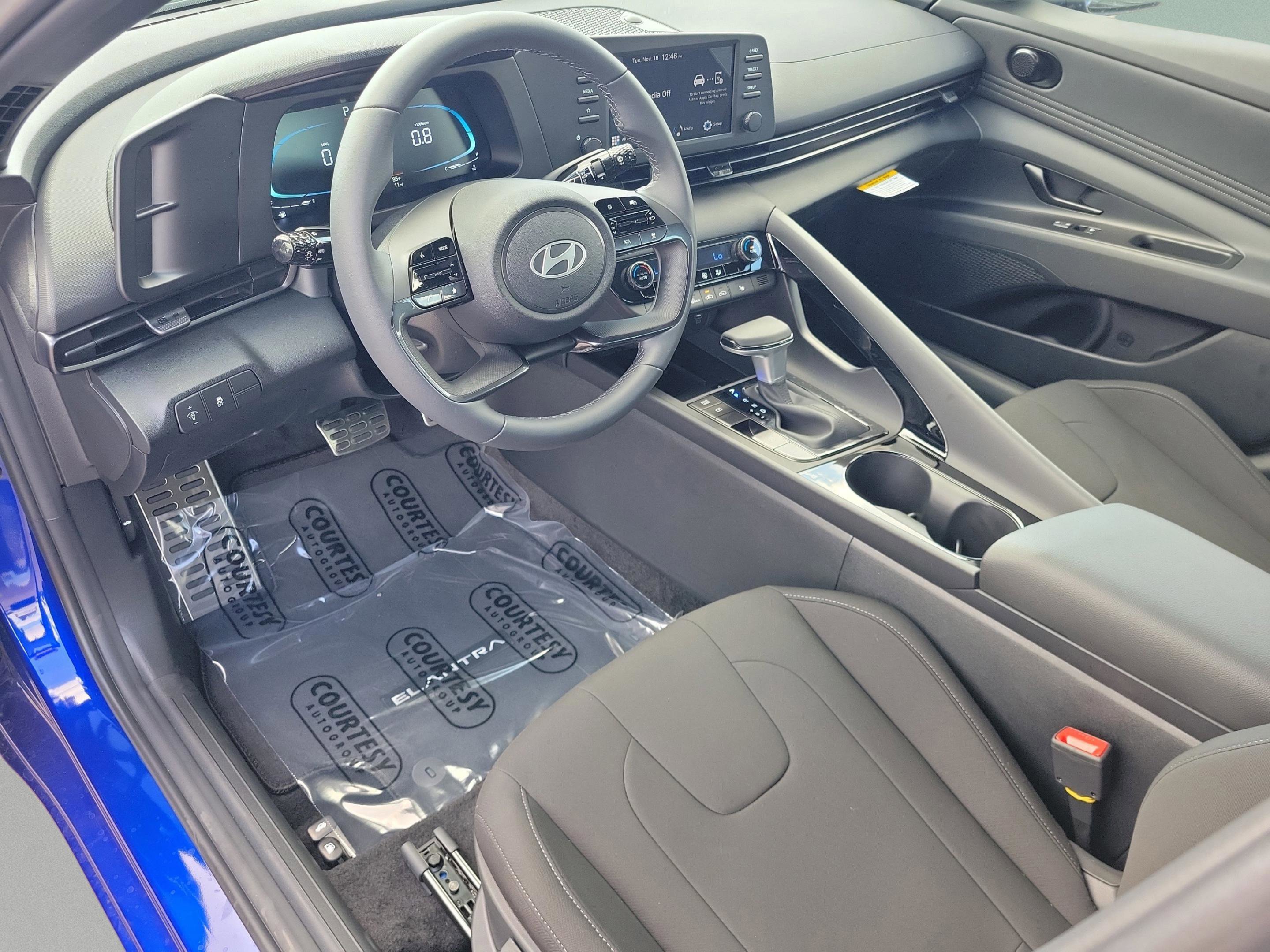 New 2026 Hyundai Elantra SEL Sport image 13