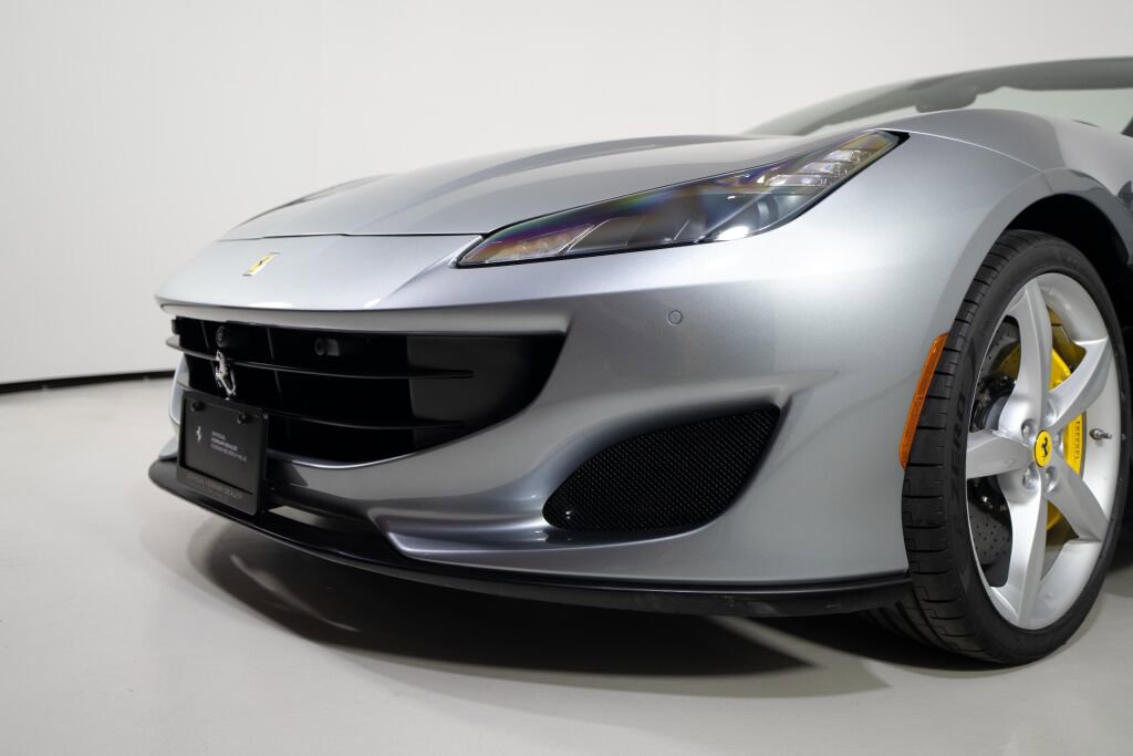 Used 2019 Ferrari Portofino image 28