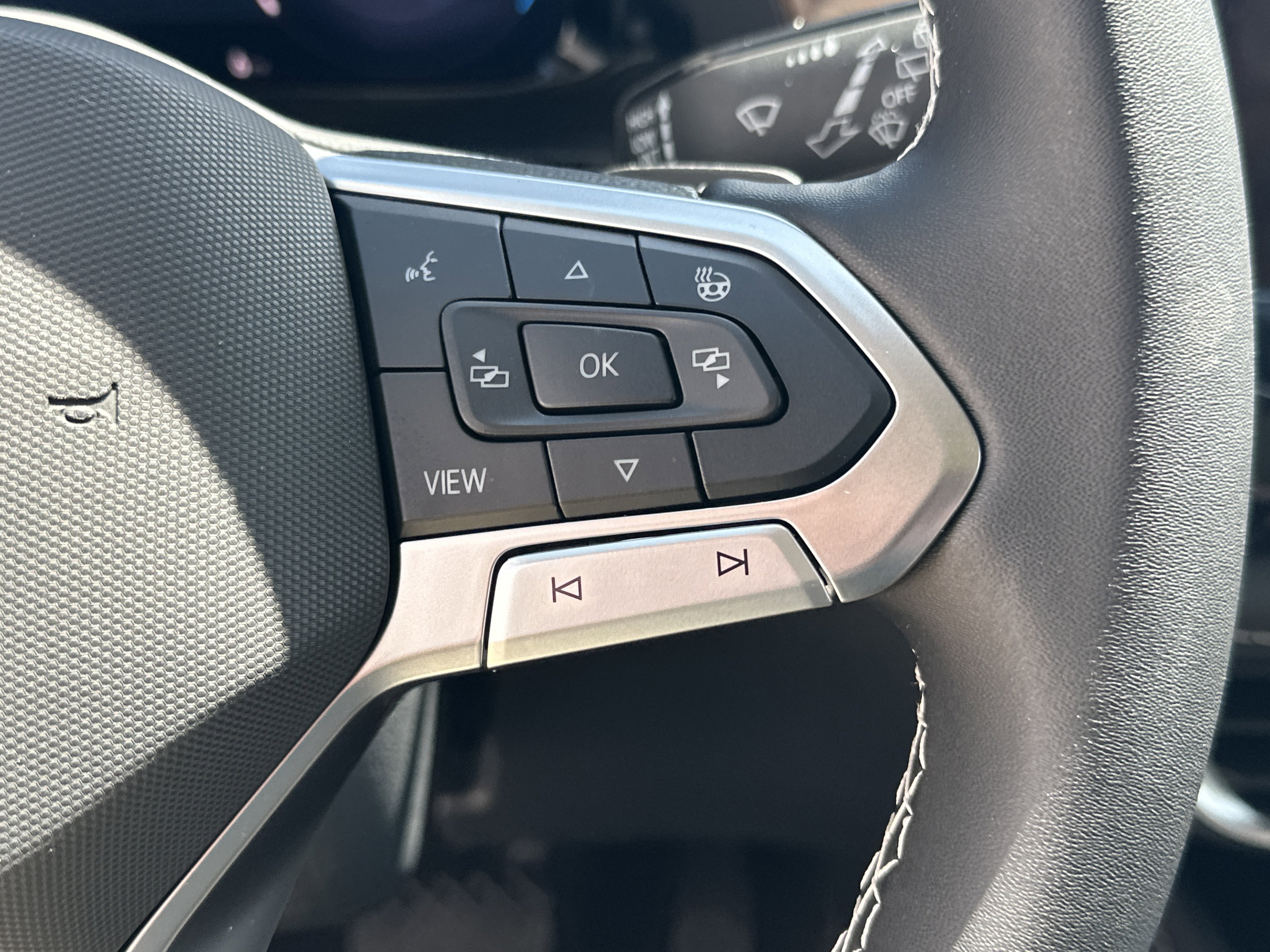 New 2026 Volkswagen Atlas SE image 19