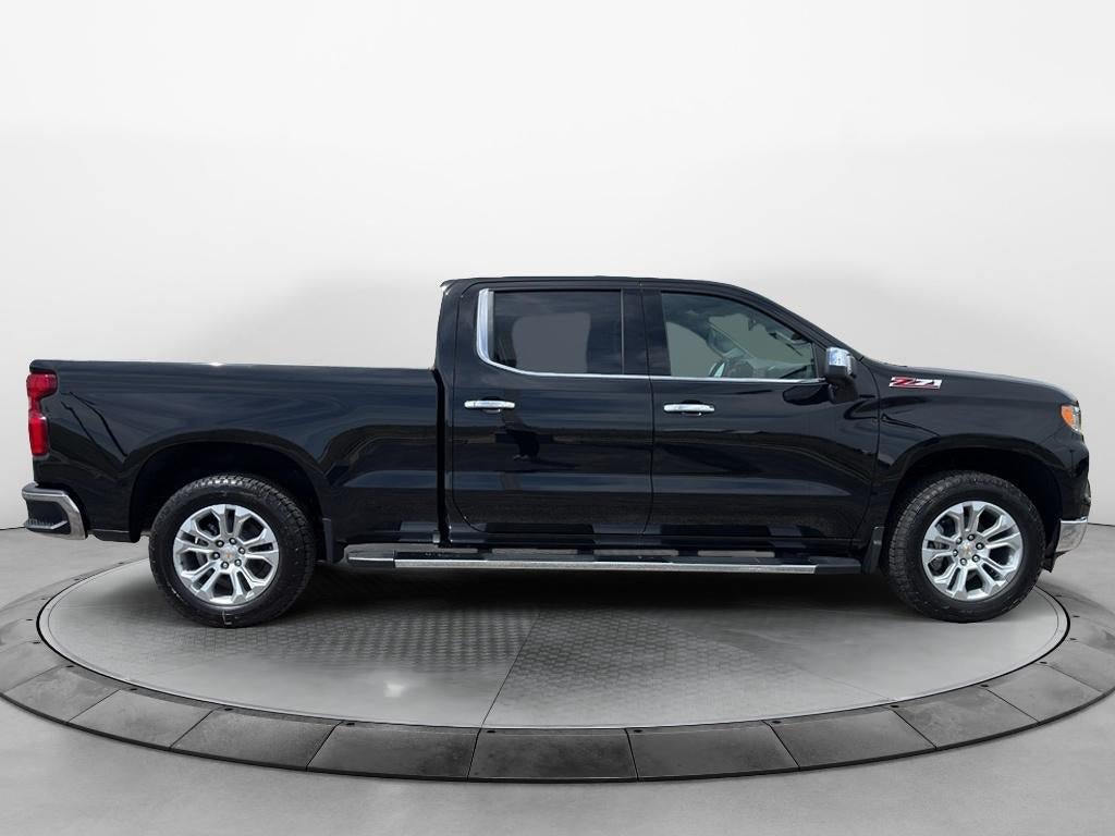 New 2026 Chevrolet Silverado 1500 LTZ w/ Z71 Off-Road Package AWD/4WD image 4