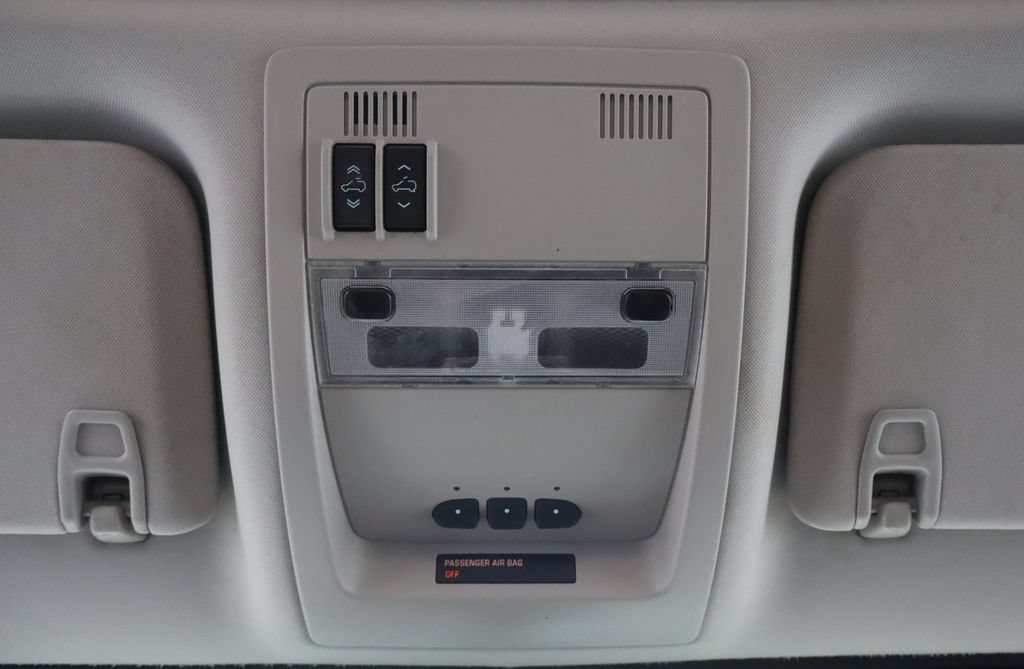 Used 2012 Chevrolet Tahoe 4WD Hybrid image 27