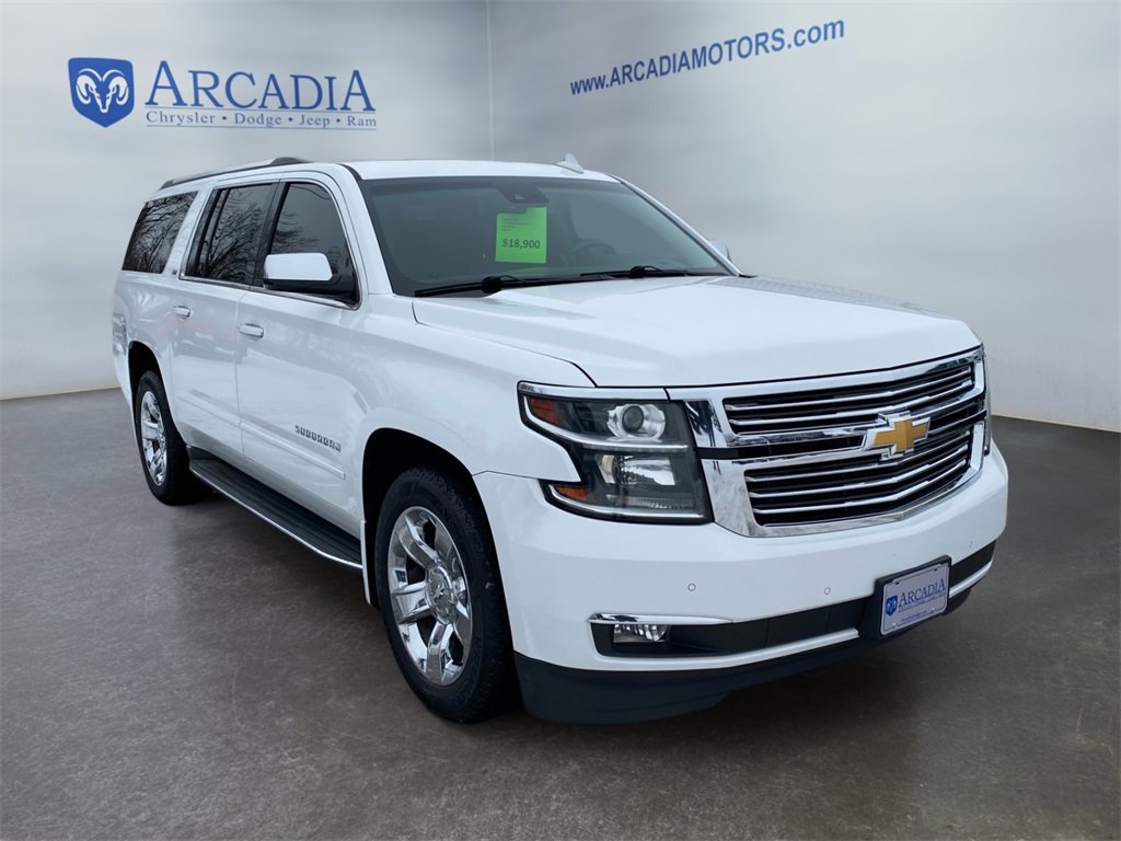Used 2016 Chevrolet Suburban LTZ image 7