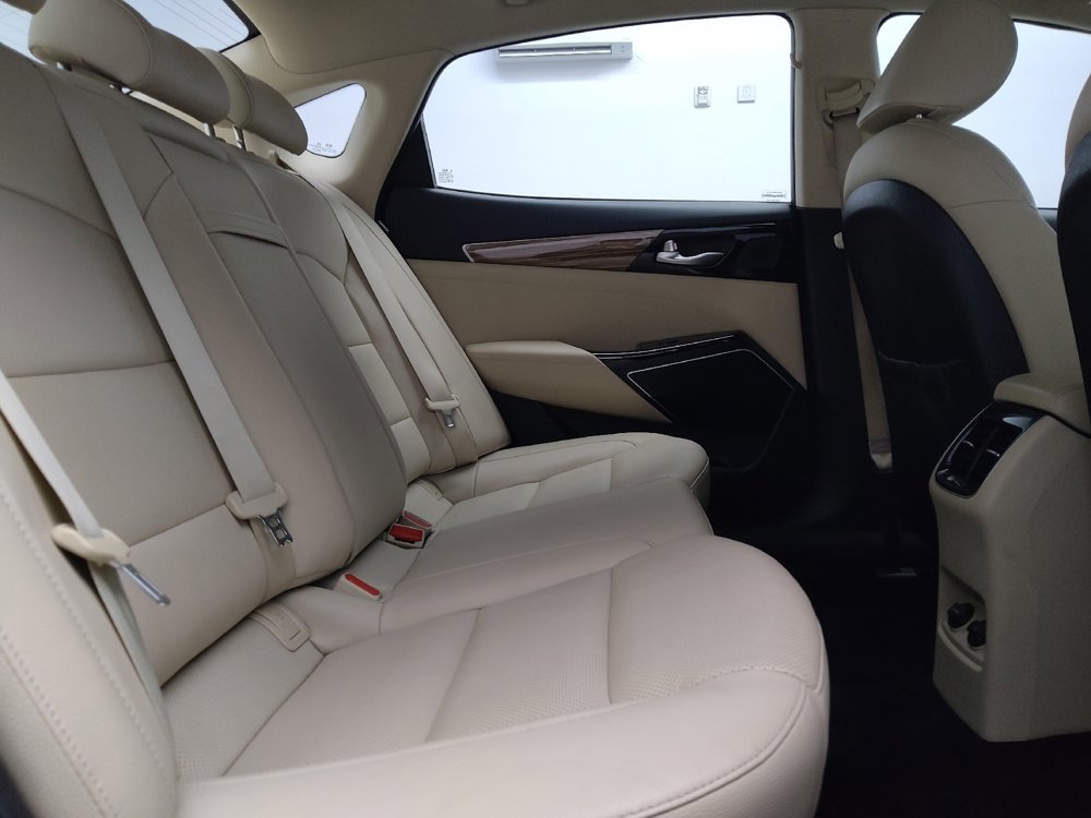 Used 2019 Kia Cadenza Technology image 19