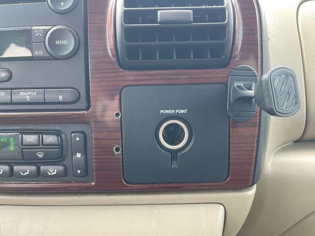 Used 2006 Ford F250 Lariat image 27