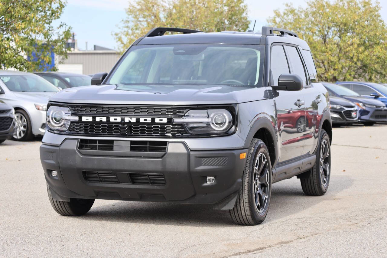 Used 2025 Ford Bronco Sport Outer Banks image 6