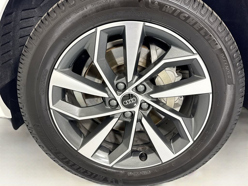 Certified 2023 Audi Q5 2.0T Premium Plus w/ Premium Plus Package AWD/4WD image 31